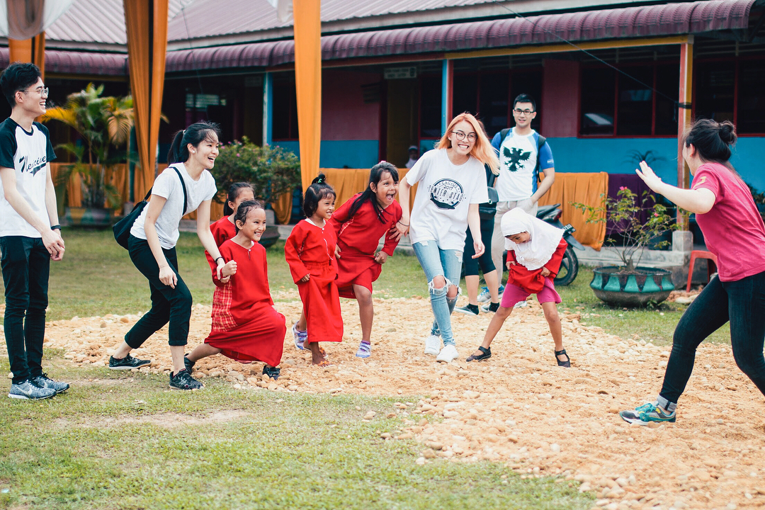 Students of SMU and NUS Shared Joy with Rural Communities