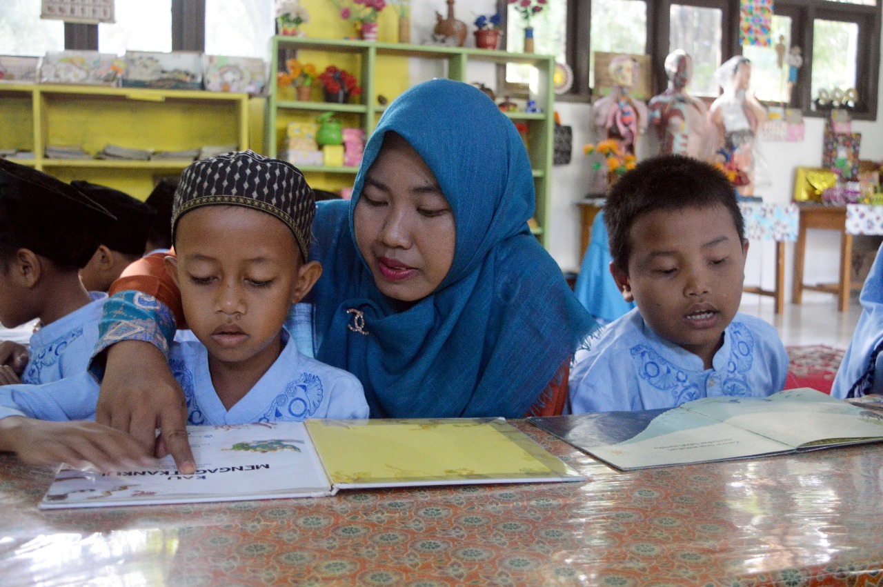 5 Creative Ways to Make Children Love to Read