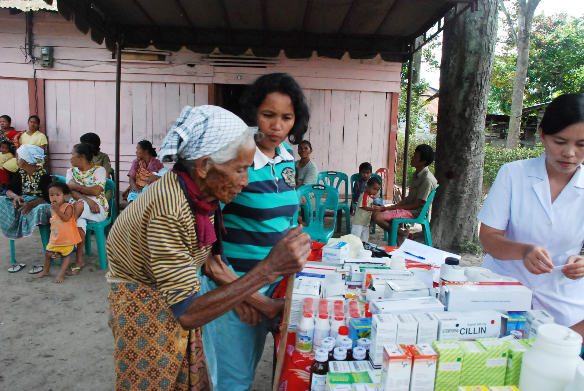 Working Together to Develop Local Health Talents
