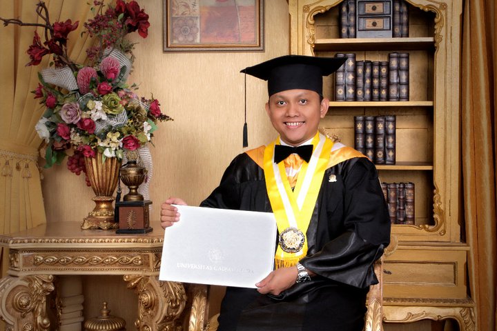 Tanoto Scholar Alumnus Achieves Dream of Working Overseas at World-class Company