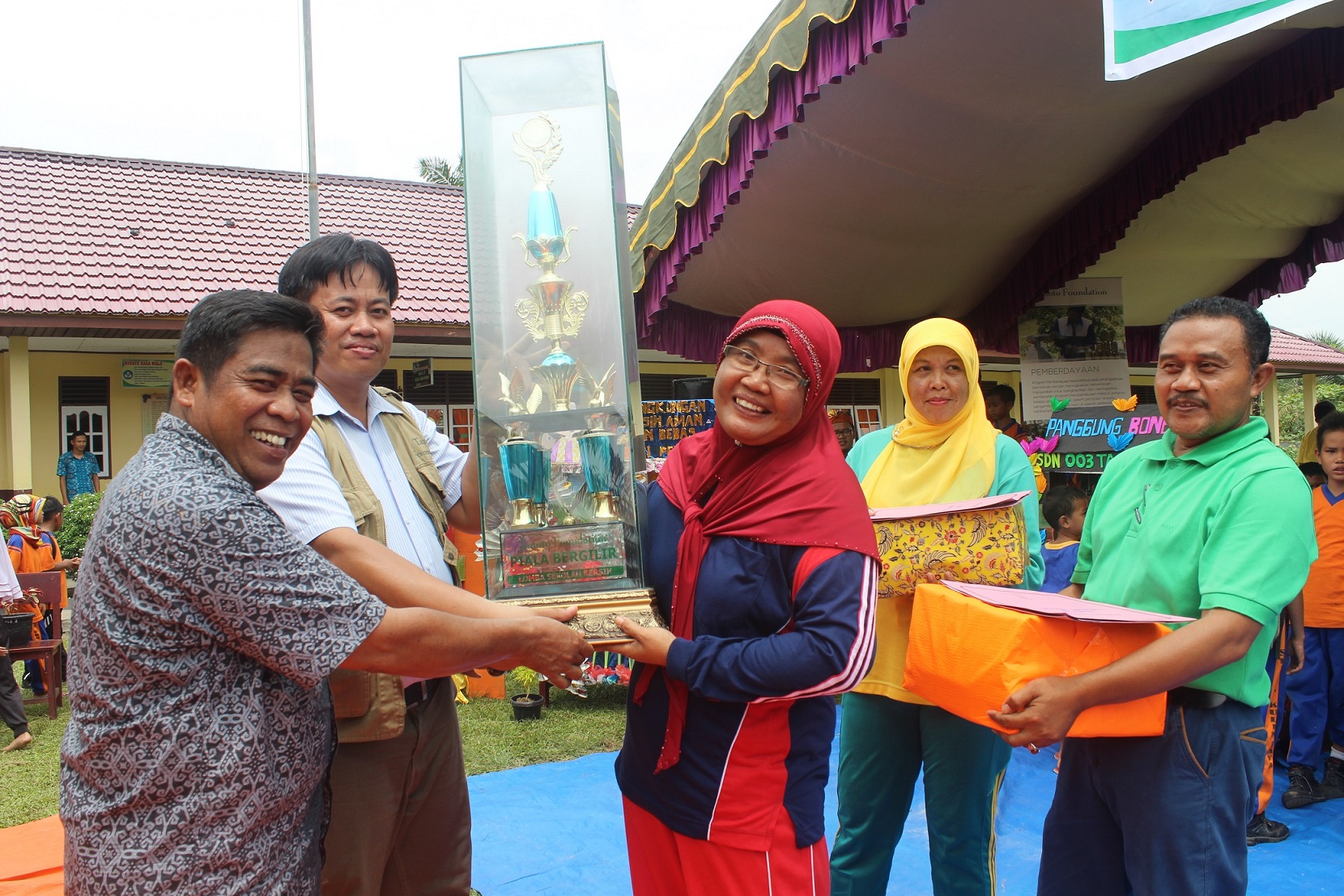 Beautiful School, The Realization of Ibu Sugiarti’s Dream (Part 2)
