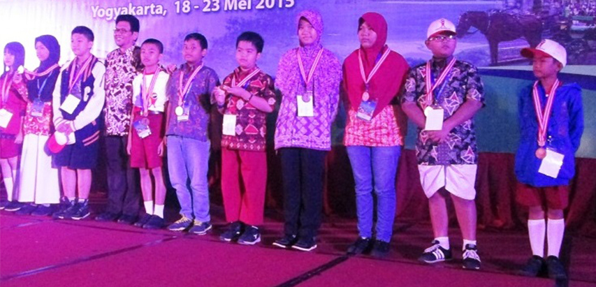 Nuel Butarbutar, a Boy From a Small Village who Won a National Science Competition
