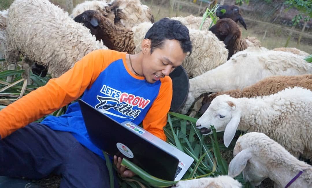 Tanoto Scholars Alumni Improves Welfare of Indonesian Farmers