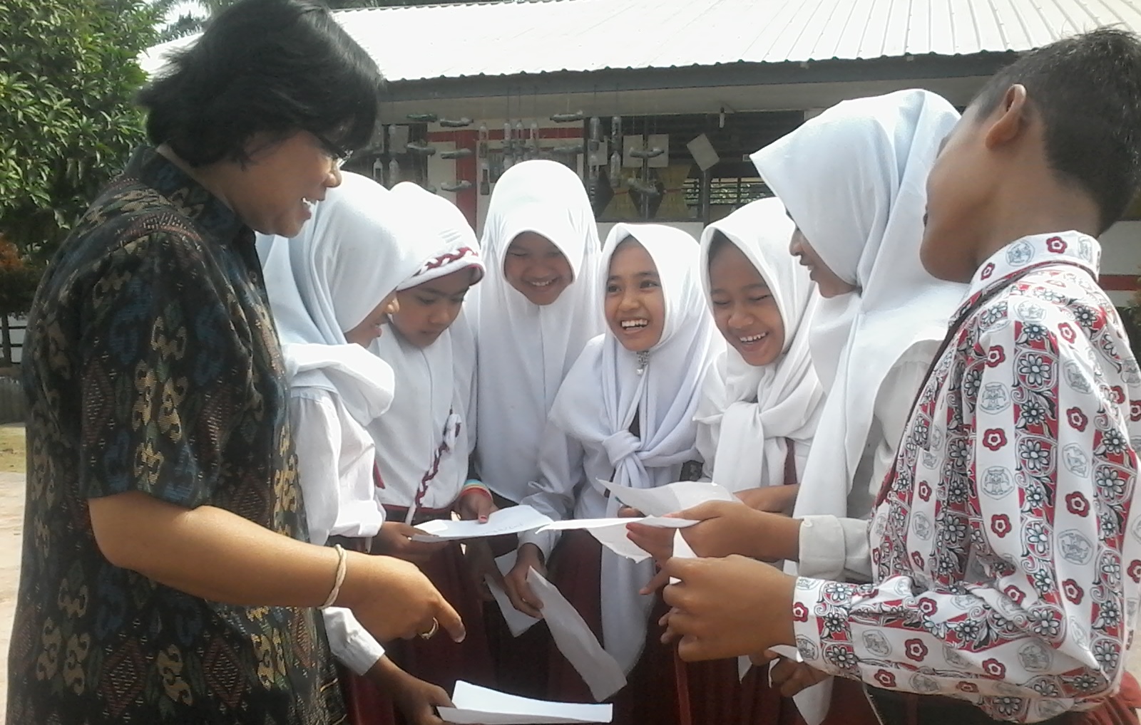 Becoming an Excellent Teacher in the Online Era