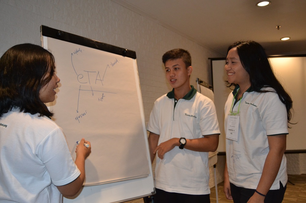 Tanoto Scholars learn how to implement community projects